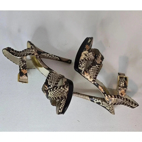 Michael Kors JET SET 6 Odessa 7.5 M Leather Snake Print Buckle HEELS Sandals - Picture 6 of 9